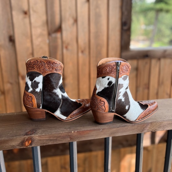 💯Hand Tooled Leather Genuine Cowhide Women Bootie Boot Boho Western Shoe ankle - Picture 15 of 16